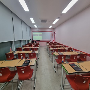 빨강학원 공간